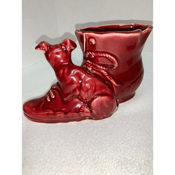Vintage Raspberry Shawnee USA Pottery Shoe Planter With Puppy 3.25" x 7.50" - Picture 5 of 11